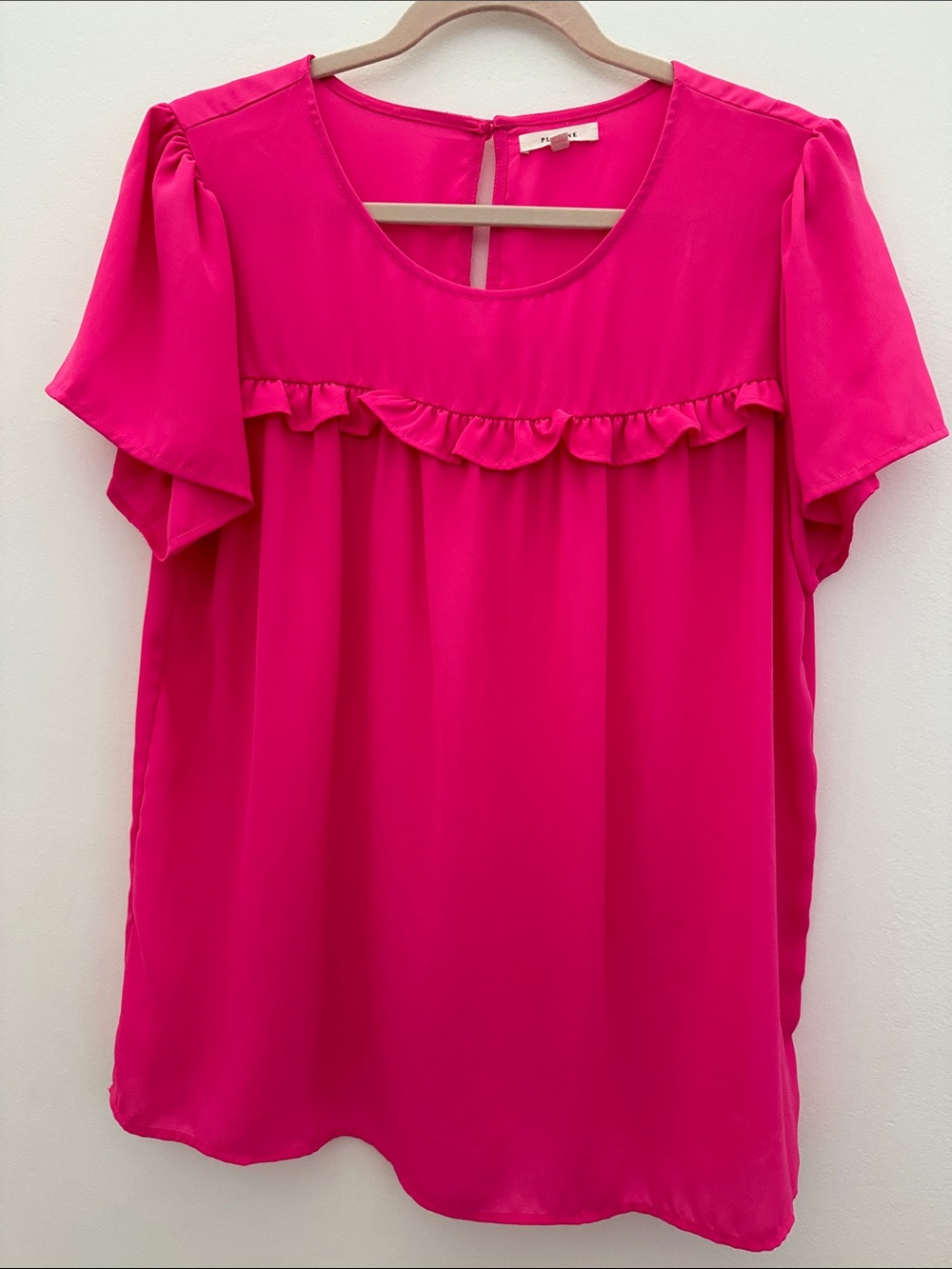 Pleione Hot Pink Ruffle Short Sleeve Blouse - Size L